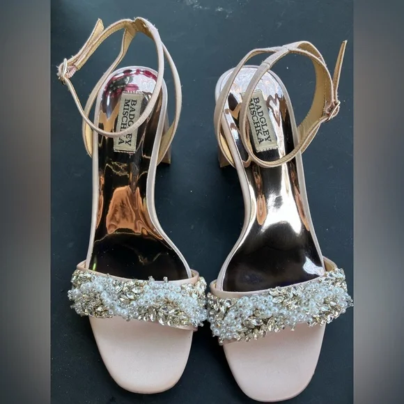 Badgley Mischka Women's Elegant Blush pink Embellished Heels - Cream - Picture 1 of 8